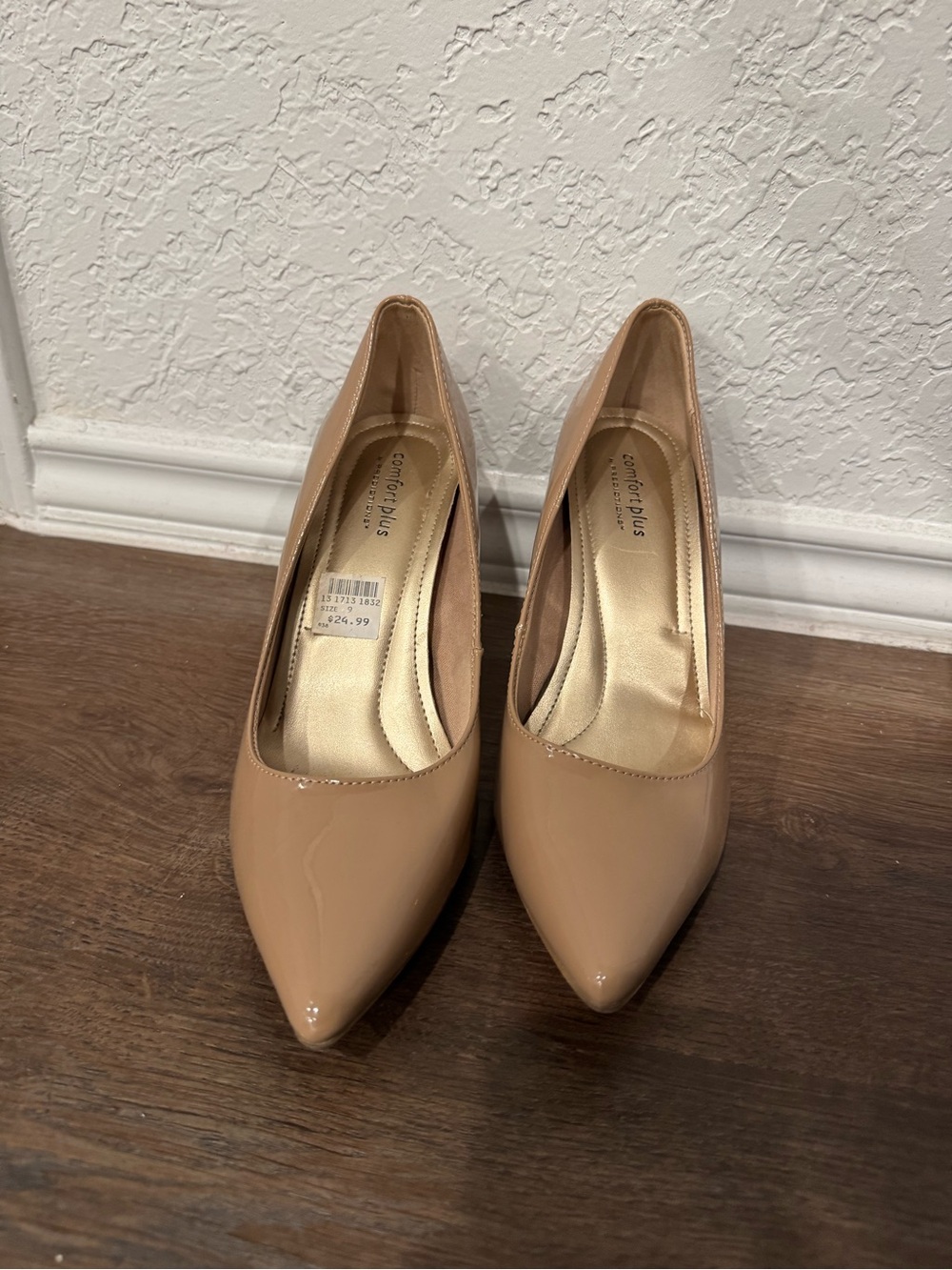 comfort plus by Predictions Beige Patent Pointed-Toe Pumps